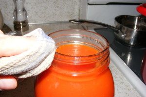 How To Can Tomato Sauce/Soup  BackToFamily.net