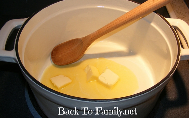 Roasted Red Pepper Soup~ BackToFamily.net